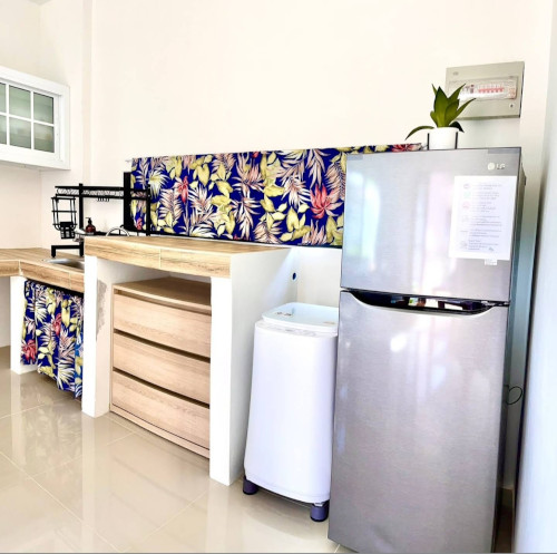 Fridge & washing machine